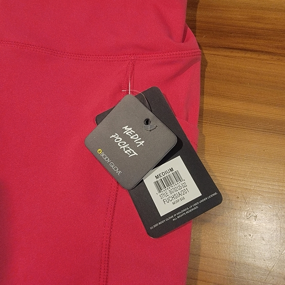 High Waist Legging - Picture 3 of 4